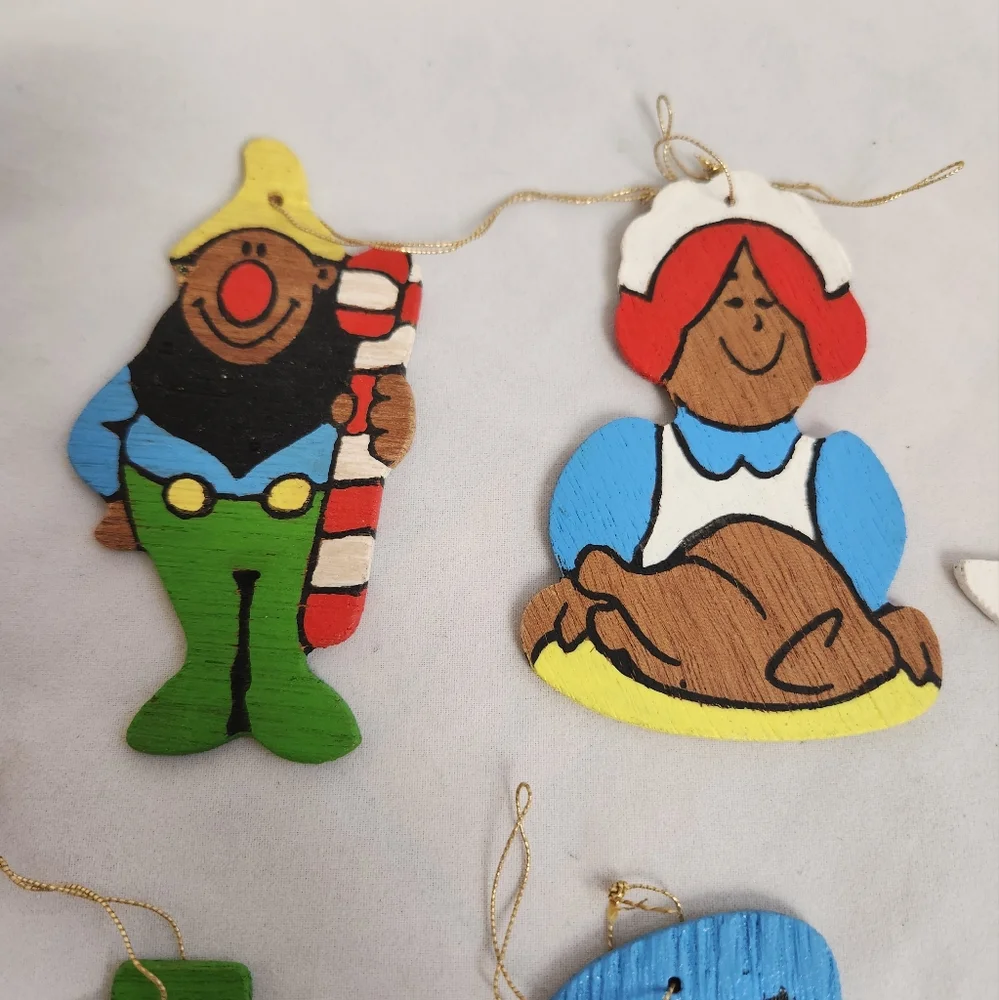 12 Flat Wooden Christmas Ornaments Vtg Snowman Bird Soldier Sled